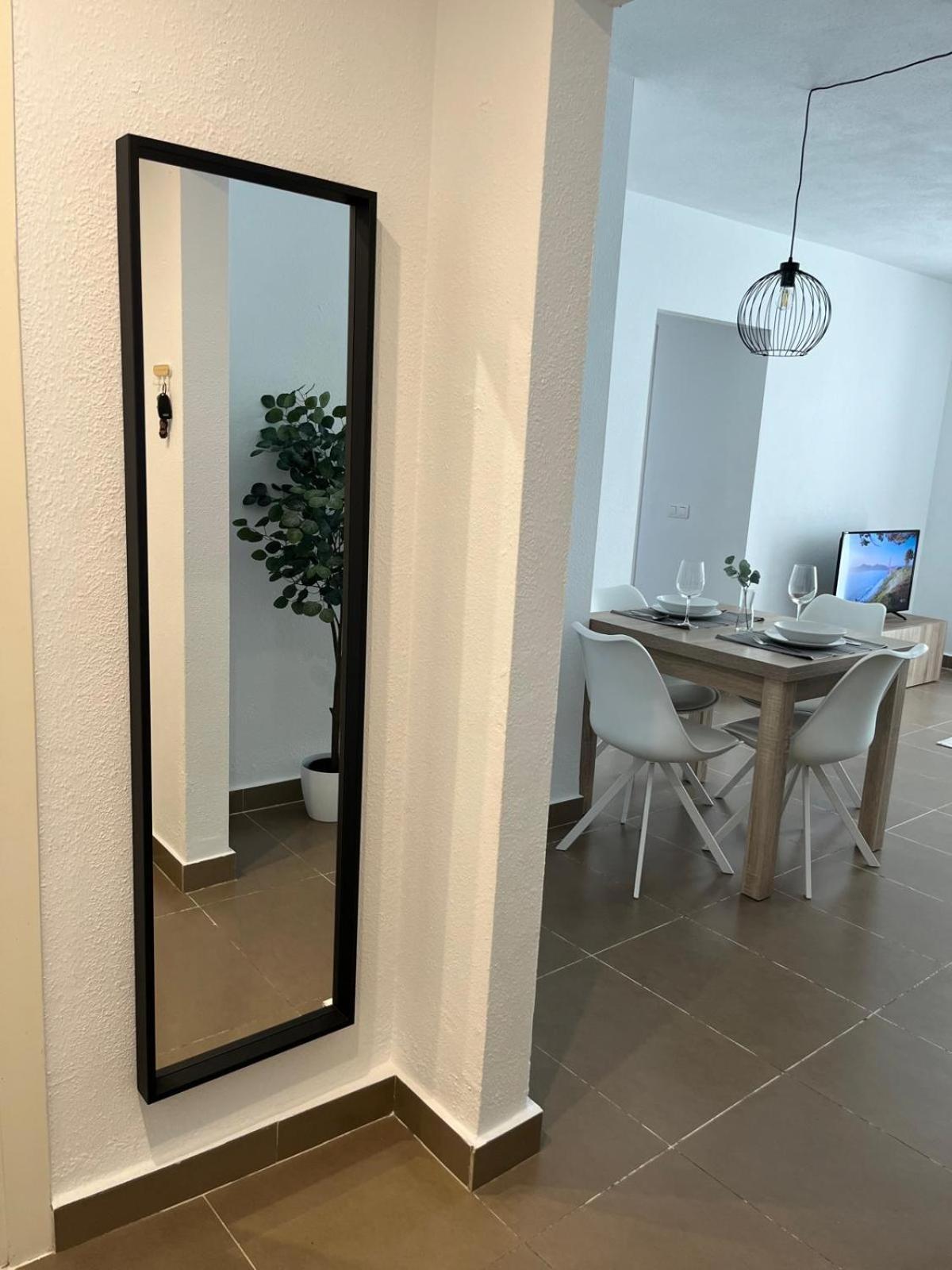 Malaga Prime Location - Stylish Apartment With Free Wifi, Free Parking, Steps From The Historic Center 外观 照片
