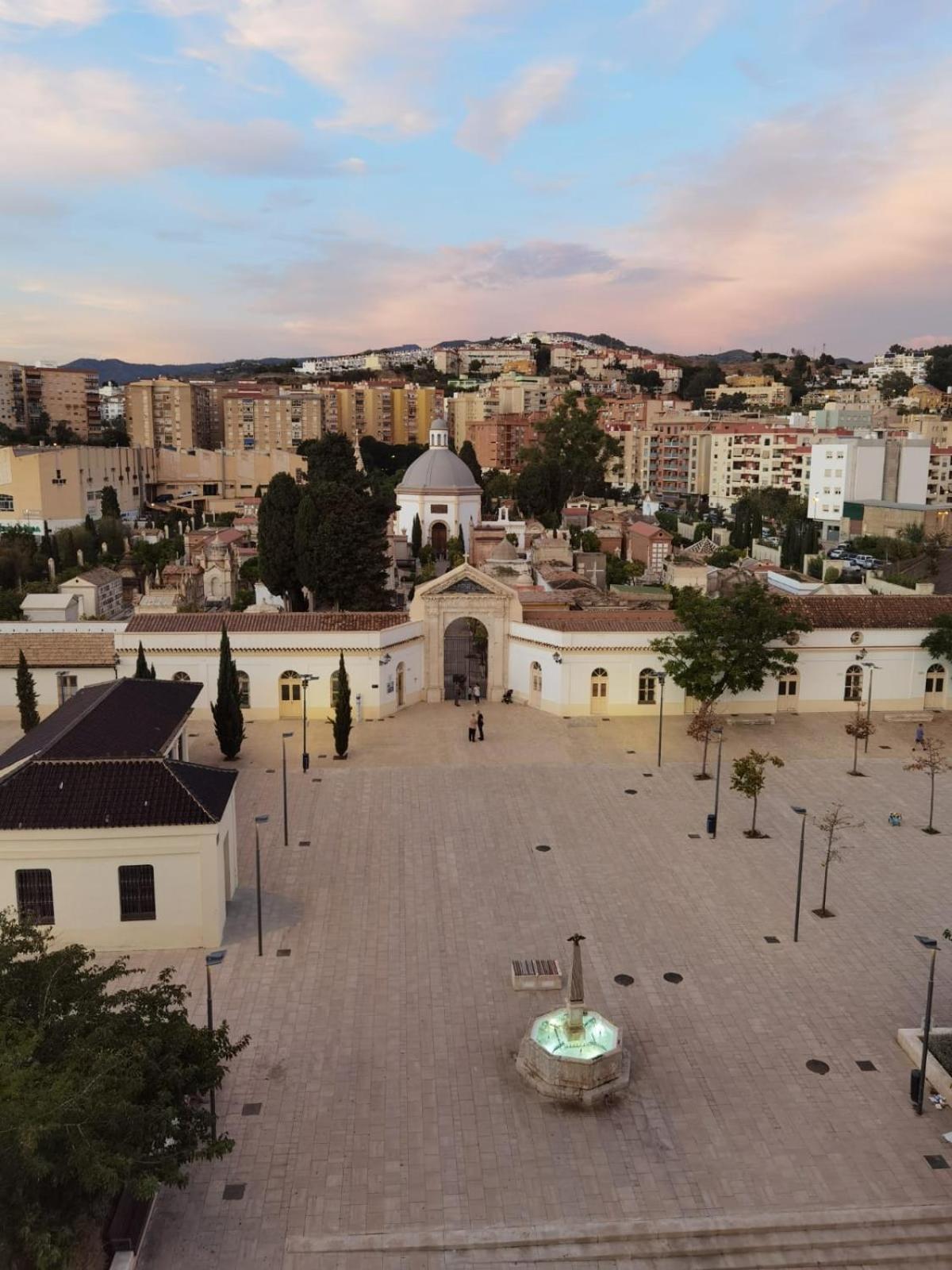 Malaga Prime Location - Stylish Apartment With Free Wifi, Free Parking, Steps From The Historic Center 外观 照片
